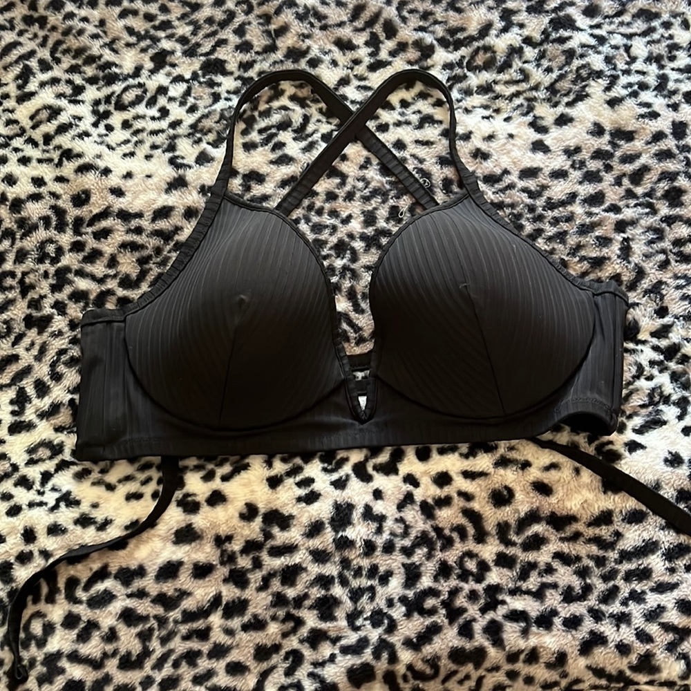 ⭐️5/$10⭐️Bikini Top